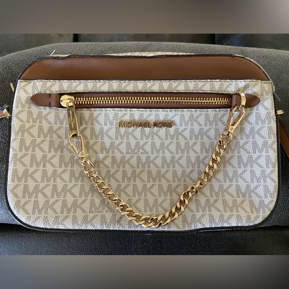 Michael Kors Cream and Brown Wristlet with Gold Chain